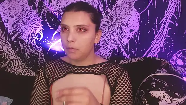 mikaskullcs online show from February 9, 2026, 10:30 pm