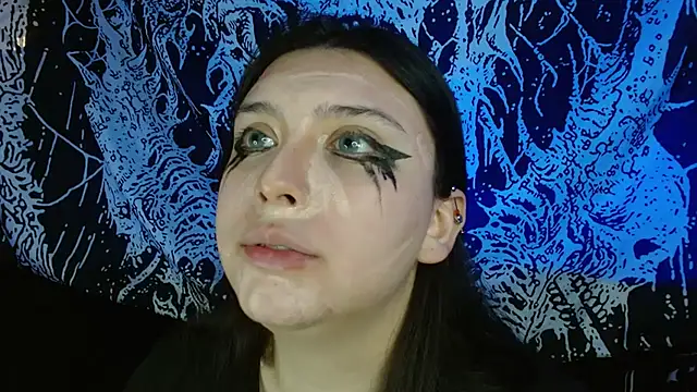 mikaskullcs online show from October 17, 2025, 8:54 pm