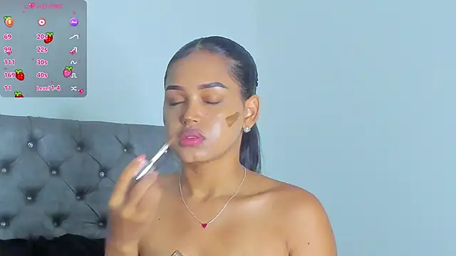 Snapshot of NikkiStarrr chatting on September 27, 2025, 12:00 pm NikkiStarrr online show from September 27, 2025, 12:00 pm