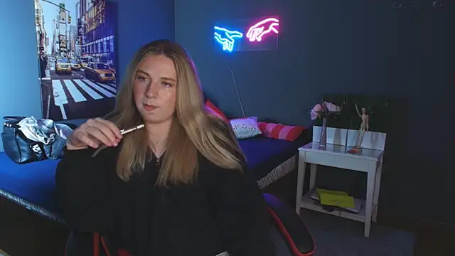 Jes Solar online show from September 26, 2025, 11:50 am