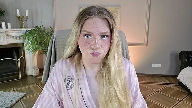 Jes Solar online show from July 4, 2026, 8:57 pm