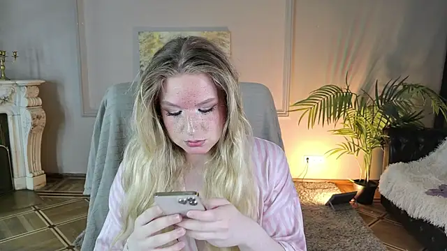 Jes Solar online show from August 1, 2026, 9:24 pm