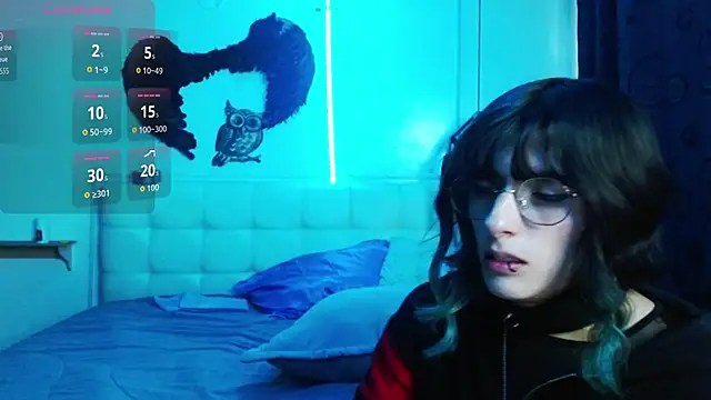 goth minerva online show from September 19, 2025, 1:37 pm