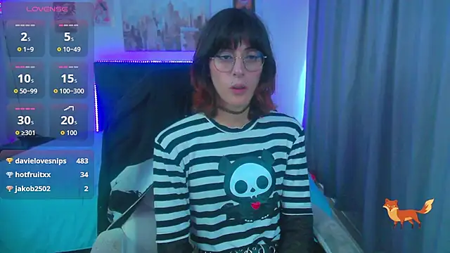Snapshot of goth_minerva chatting on July 28, 2026, 6:20 pm goth minerva online show from July 28, 2026, 6:20 pm