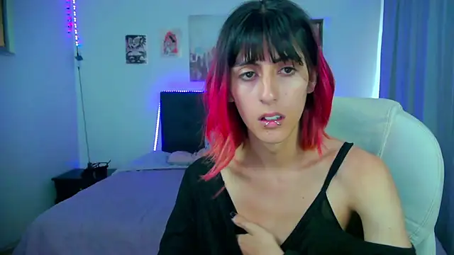 Snapshot of goth_minerva chatting on March 16, 2026, 1:26 pm goth minerva online show from March 16, 2026, 1:26 pm