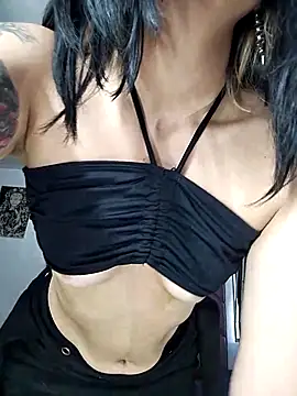 KARINNA  RAVEN online show from April 25, 2026, 10:29 pm