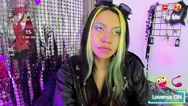 midory  online show from November 18, 2025, 4:05 am