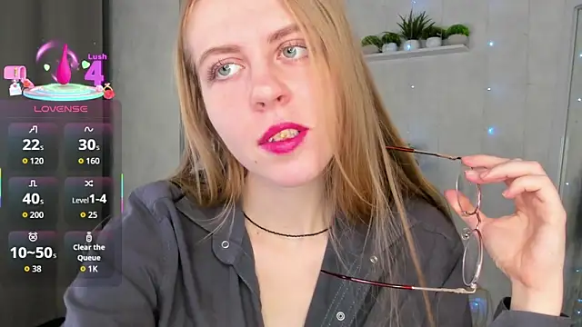 Joann Shermann online show from October 11, 2025, 1:17 am