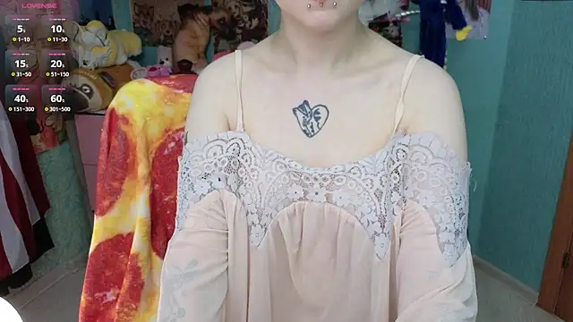 Manuela unicorn online show from November 16, 2025, 8:02 pm