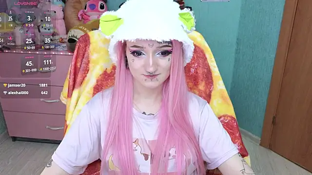 Manuela unicorn online show from December 13, 2025, 8:04 pm