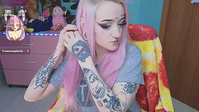 Manuela unicorn online show from October 15, 2025, 7:55 pm