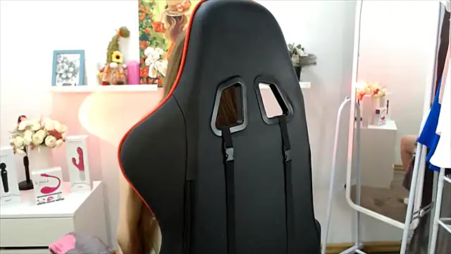 Lucky Lana online show from June 3, 2026, 3:07 am