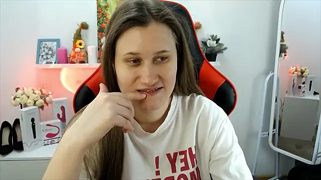 Lucky Lana online show from January 17, 2026, 3:32 am