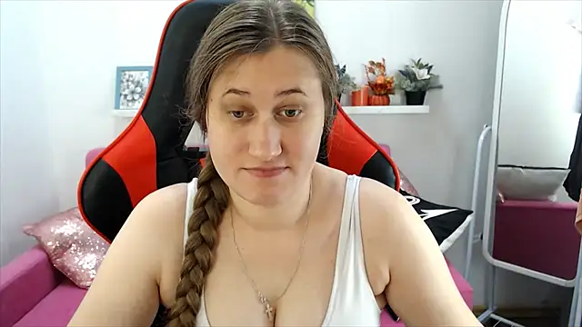 Lucky Lana online show from July 30, 2026, 2:54 am