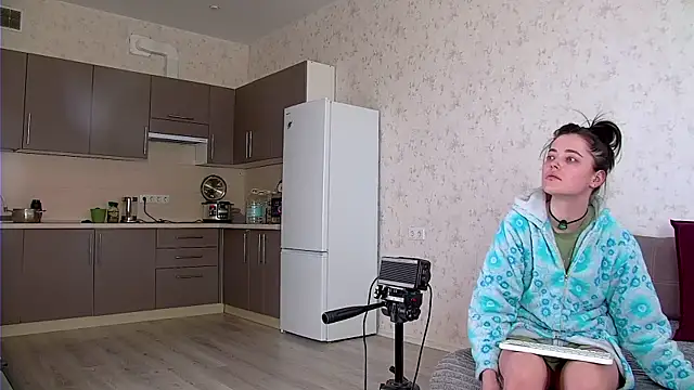 AshleyD  online show from March 23, 2026, 4:45 am