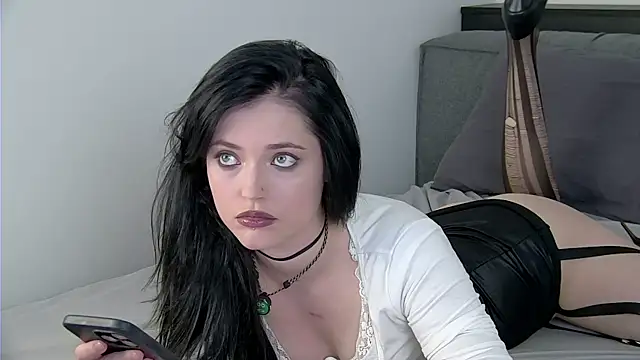 Snapshot of AshleyD_ chatting on August 7, 2026, 4:02 pm AshleyD online show from August 7, 2026, 4:02 pm