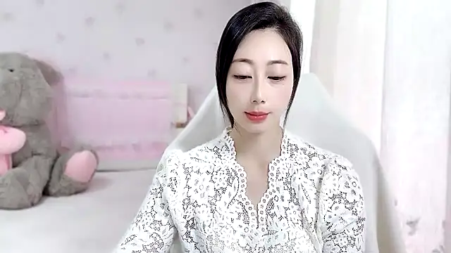 anjila888 online show from October 7, 2025, 5:08 am