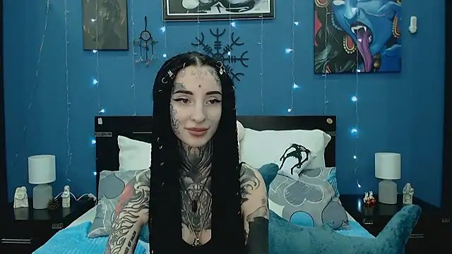 Velvetbat online show from April 30, 2026, 7:04 am