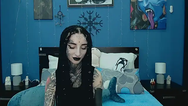 Velvetbat online show from April 23, 2026, 7:04 am
