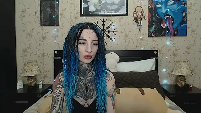 Snapshot of Velvetbat chatting on March 5, 2026, 6:54 am Velvetbat online show from March 5, 2026, 6:54 am