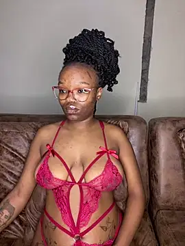 YummyMelanin117 online show from February 13, 2026, 9:15 pm