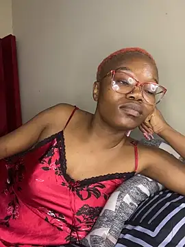 YummyMelanin117 online show from September 28, 2025, 9:22 pm