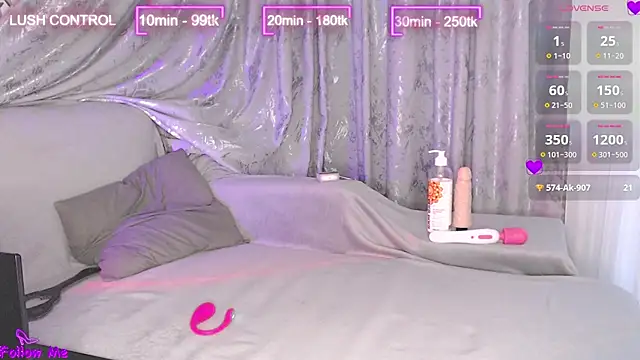 Rush-Bestie online show from December 16, 2025, 9:46 am