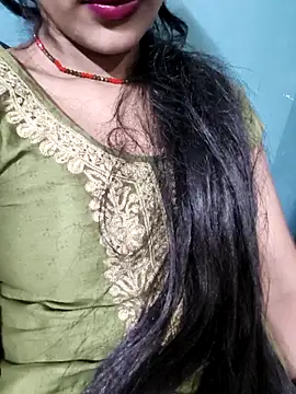 Eshwari Chopra online show from May 2, 2026, 5:07 pm