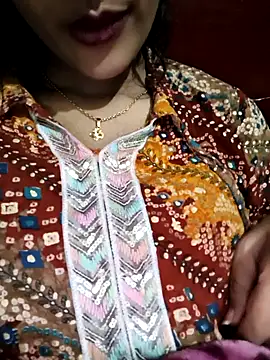 Eshwari Chopra online show from November 25, 2025, 5:02 pm