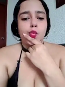 dulcewitch online show from November 30, 2025, 2:18 pm