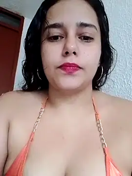 dulcewitch online show from September 29, 2025, 12:11 pm