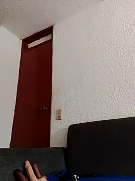 dulcewitch online show from October 16, 2025, 2:03 pm