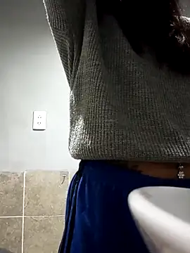 Camilitah online show from March 24, 2026, 2:44 am