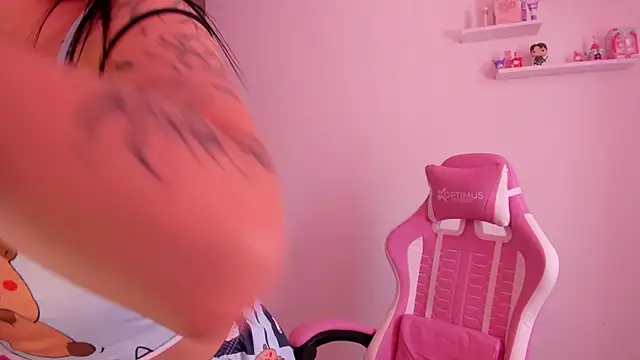 ImBunnyNova online show from February 26, 2026, 4:29 pm