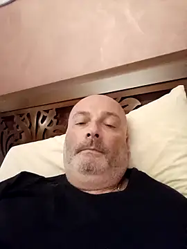 Alexis Bull online show from September 20, 2025, 8:08 am