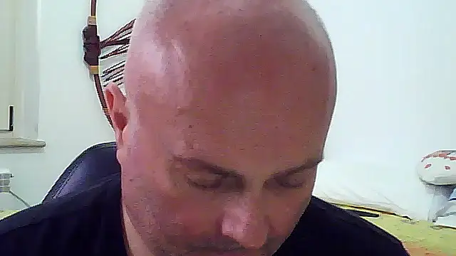 Alexis Bull online show from May 19, 2026, 1:29 pm