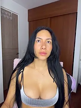 ArianaReynoldss online show from March 12, 2026, 10:19 am