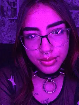 Snapshot of Higanbana_666 chatting on March 19, 2025, 10:42 pm Higanbana 666 online show from March 19, 2025, 10:42 pm