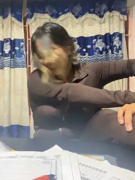 emma  bell  online show from April 5, 2026, 6:20 am