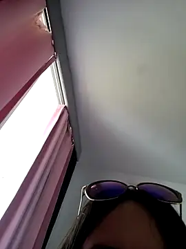 Yuli Mars online show from August 4, 2026, 3:49 pm