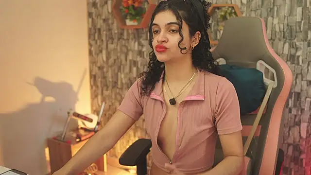bonniie 98  online show from July 14, 2026, 7:31 pm