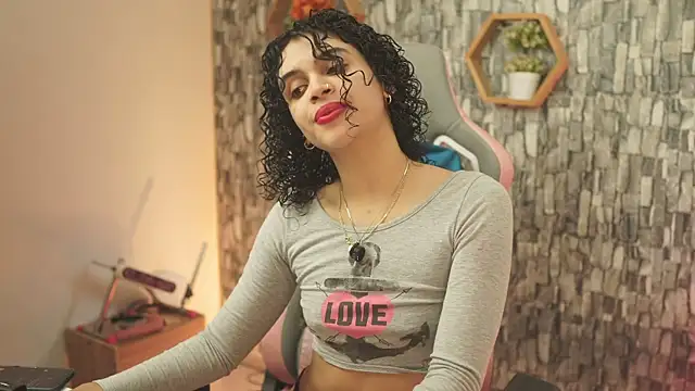 bonniie 98  online show from July 17, 2026, 8:06 pm