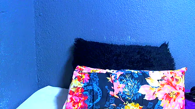 SMALLBOOBSXX online show from July 20, 2026, 5:26 am