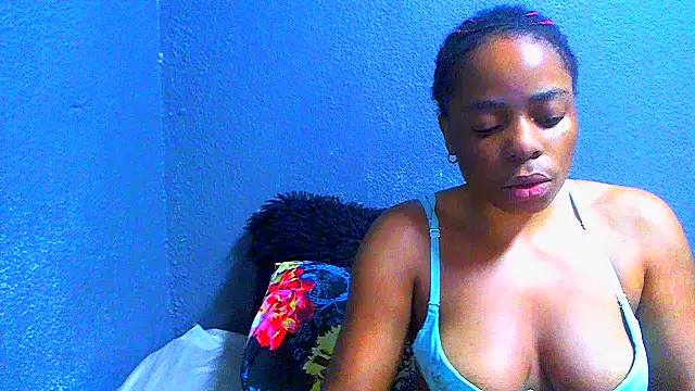 SMALLBOOBSXX online show from July 29, 2026, 5:39 am