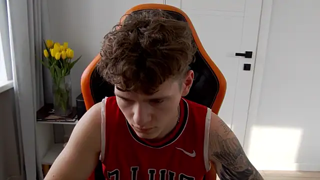 DanyDavis online show from March 8, 2026, 9:01 am