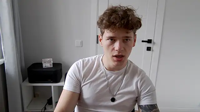 DanyDavis online show from April 5, 2026, 9:16 am