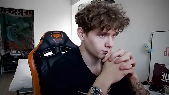 DanyDavis online show from September 15, 2025, 12:27 pm