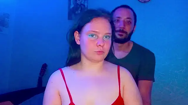 SweetPiggyx online show from July 13, 2026, 6:29 pm