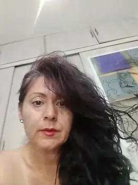 Snapshot of lunadicty chatting on May 15, 2026, 11:25 pm lunadicty online show from May 15, 2026, 11:25 pm