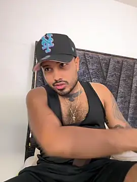 PapiStan online show from November 13, 2025, 2:04 am